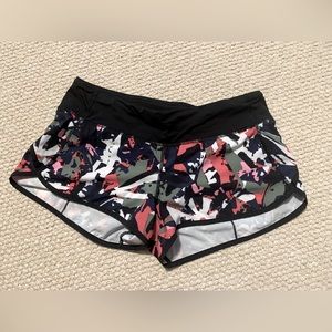 Lululemon Speed Up Shorts 2.5" with Liner